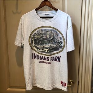 Vintage NUTMEG 1994 Cleveland Indians Baseball Park T Shirt Mens Size Large Gray
